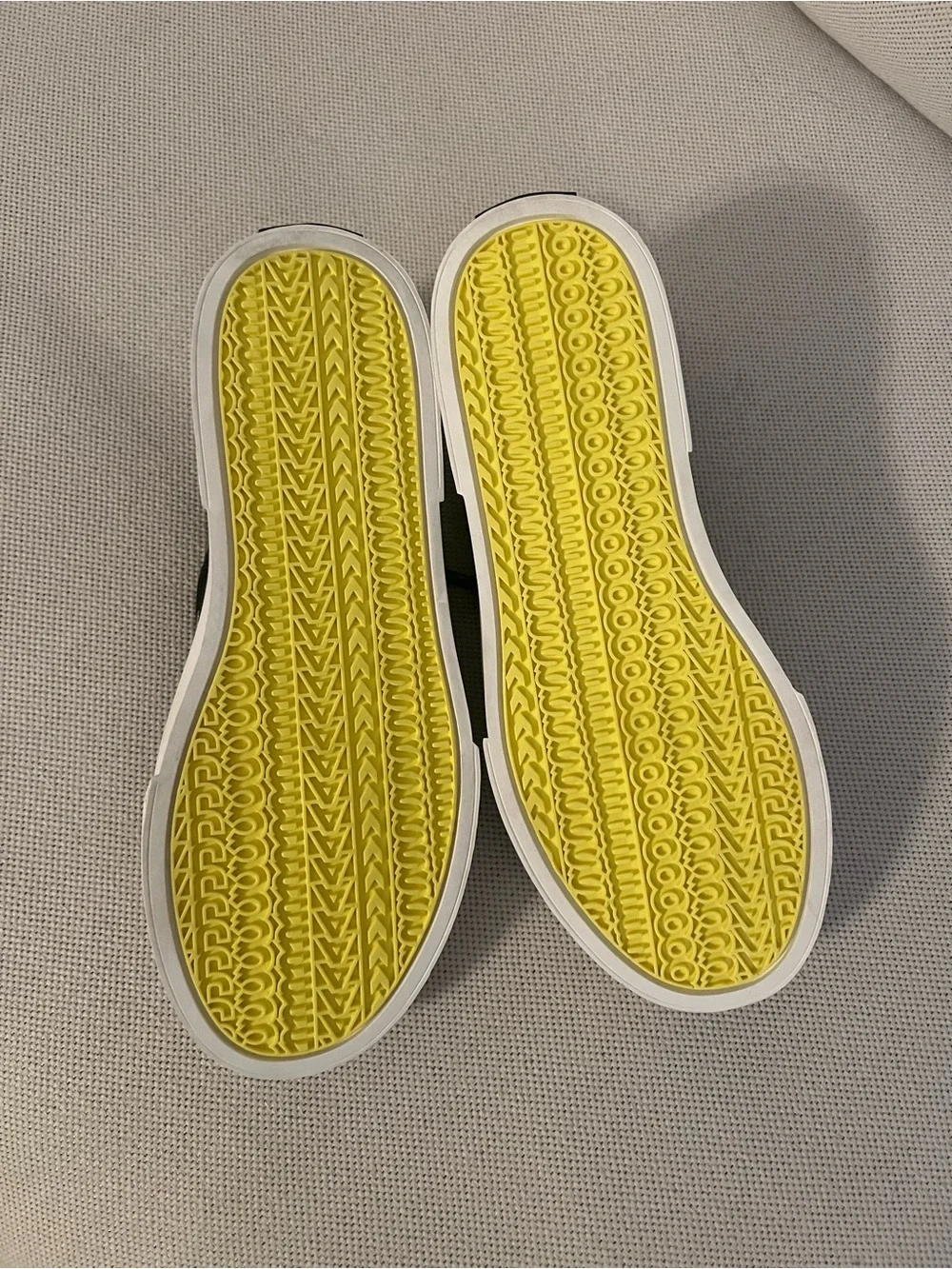 Marc Jacobs Black and White Platform Canvas Sneakers 6.5 (37)